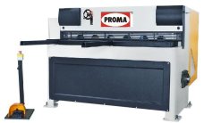 PRGM-1360 x 3 mm Tabulové elektromechanické nůžky na plech